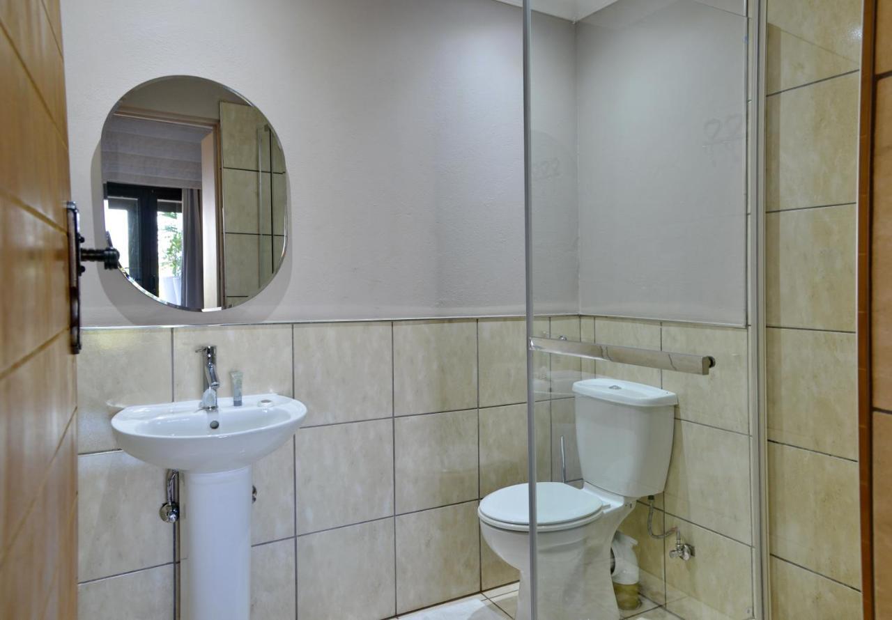 Annie'S Boutique Guesthouse And Garden Spa Hartbeespoort Eksteriør bilde