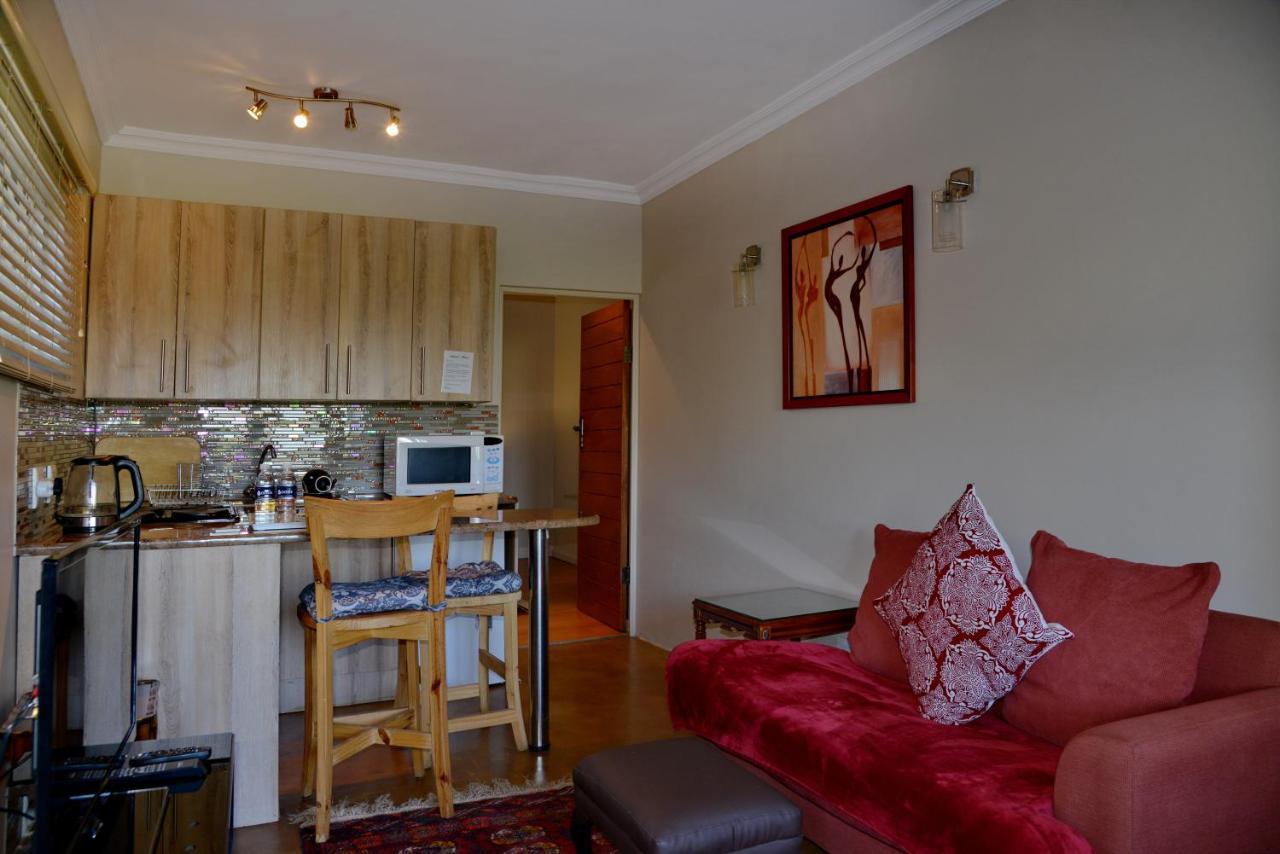 Annie'S Boutique Guesthouse And Garden Spa Hartbeespoort Eksteriør bilde